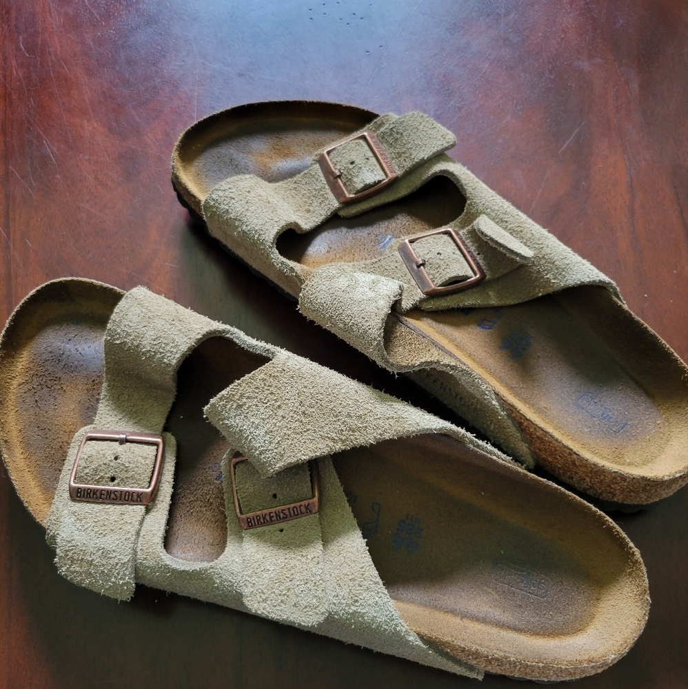 Men's Arizona Birkenstocks size 44 (US 11)